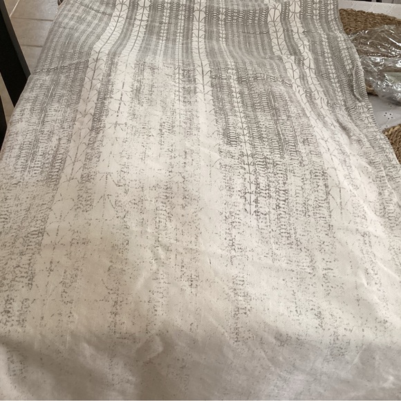 West Elm Echo Print. 2 gray and cream curtains - Picture 5 of 14
